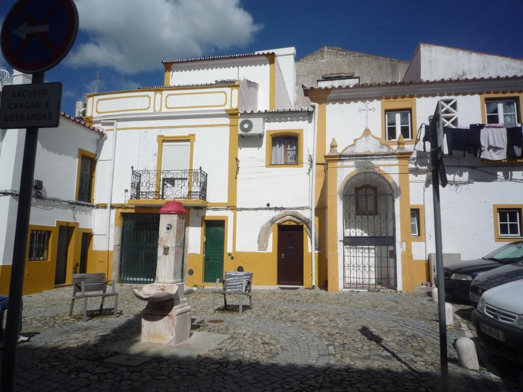 Ebora Home - Garage Free - Centro Historico Évora Esterno foto